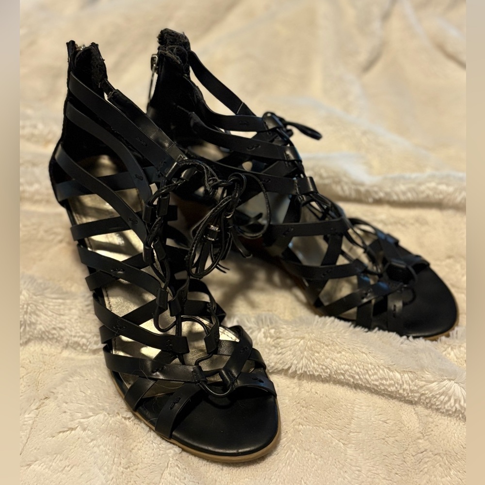 TOMMY HILFIGER - Lace up Wedge Sandals Sz 8.5
